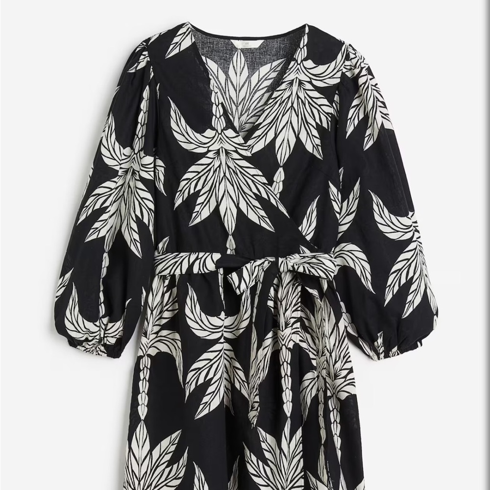 H&M Black and White Leaf Pattern Long Sleeve Dress- Linen blend
